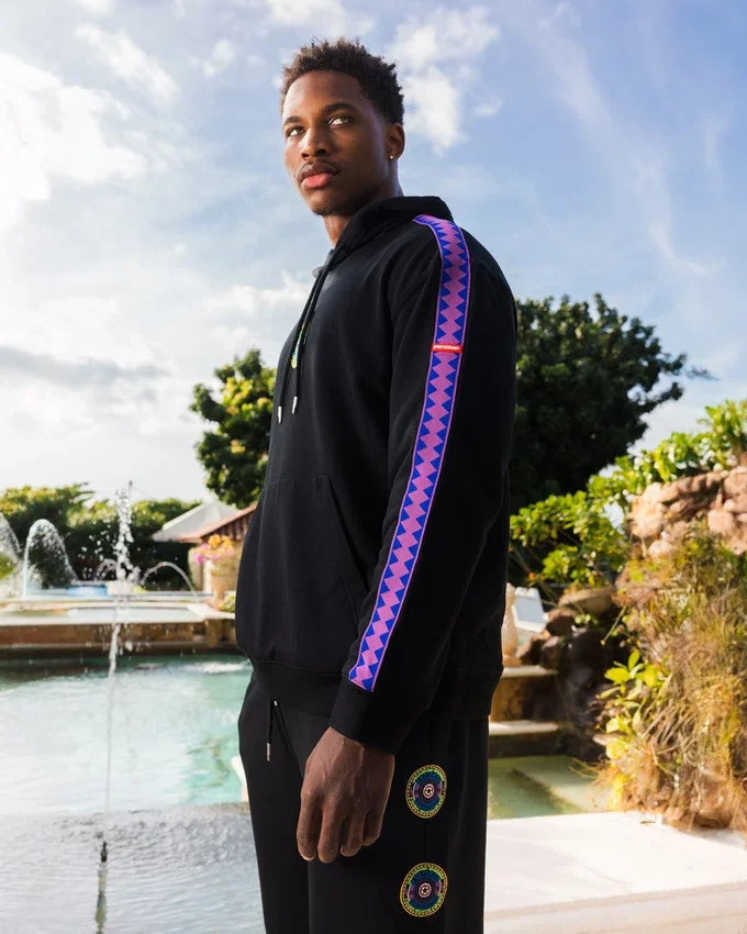 A.I. 12 BROOKLYN & BEYOND – SANDFLOWER COLLAB HOODY