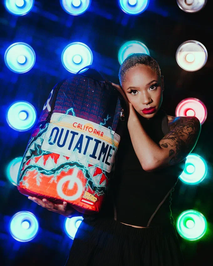 BACK TO THE FUTURE OUTATIME DLXSR-RUCKSACK