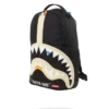 BITE ME SHARK (SCHWARZ) RUCKSACK