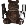 BÄR, DER DEN RUCKSACK ALS RUCKSACK TRÄGT