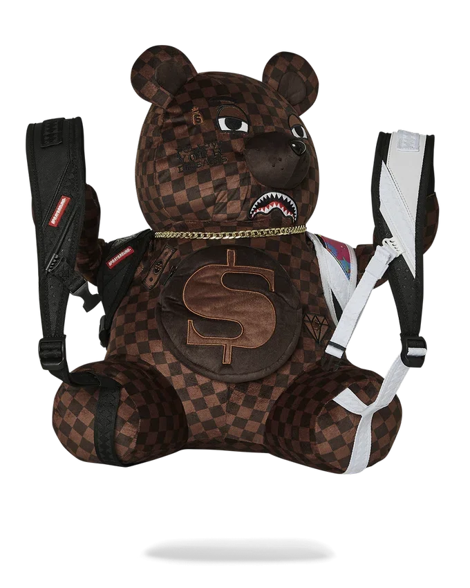 BÄR, DER DEN RUCKSACK ALS RUCKSACK TRÄGT
