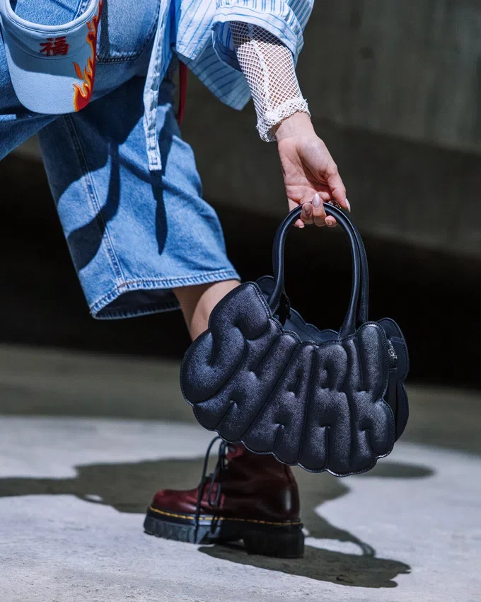BUBBLE BUBBLE SHARK Handtasche