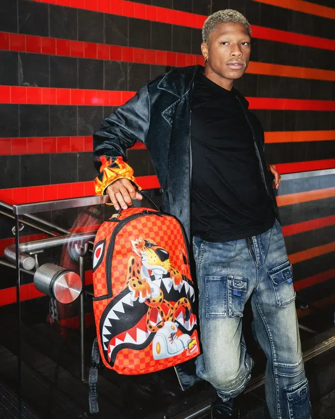 CHEETOS CHESTER CRUNCH Rucksäcke