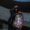 ECHTE BÄREN SIND IN DIESEM RUCKSACK VERSTECKT
