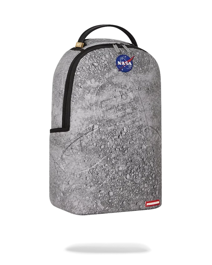 EIN BLICK IN DIE ZUKUNFT – NASA-KOLLABORATION MOON SHARK 3D-GEFORMT
