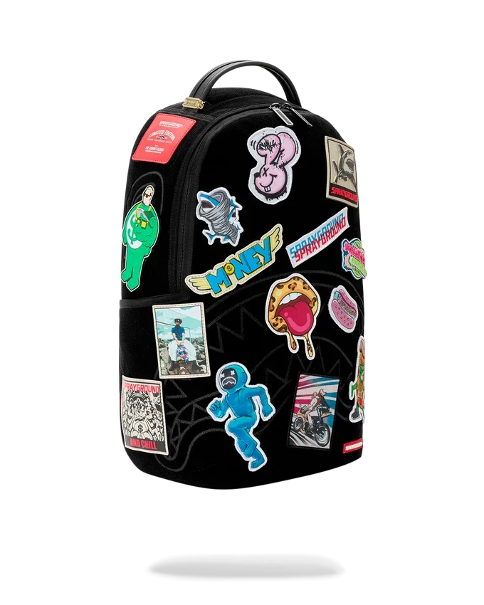 EINE MENGE KLETTBAND-PATCHES, MIT DENEN SIE IHRE RUCKSÄCKE GESTALTEN KÖNNEN