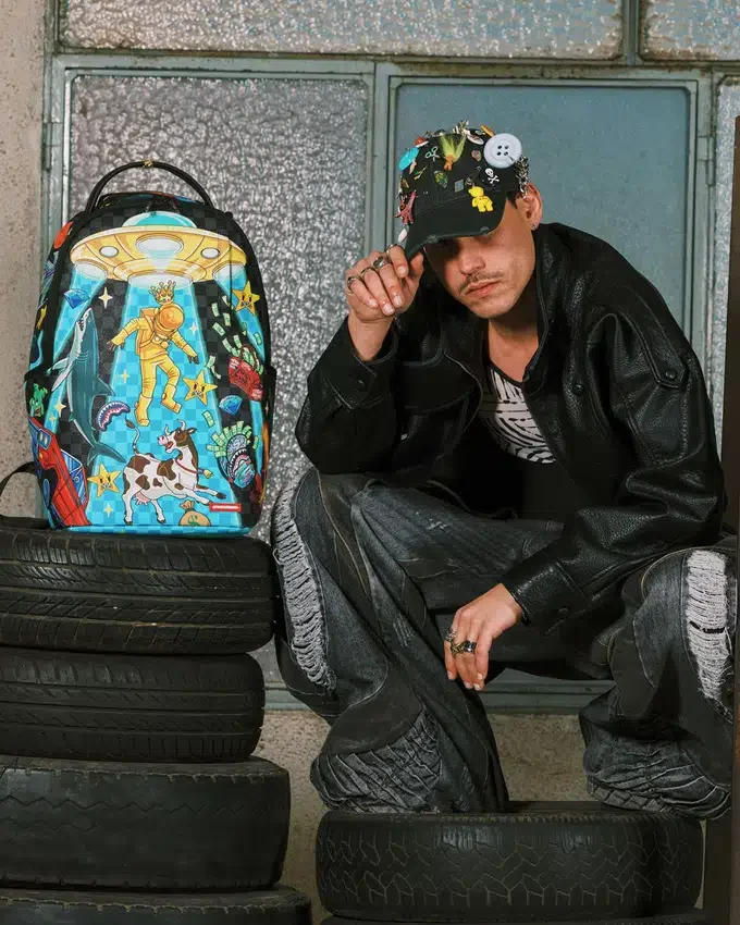 EXTRA EXTRATERRESTRIAL RUCKSACK