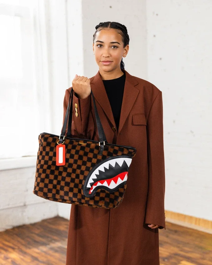 FURRR SHARKS IN PARIS Tragetaschen