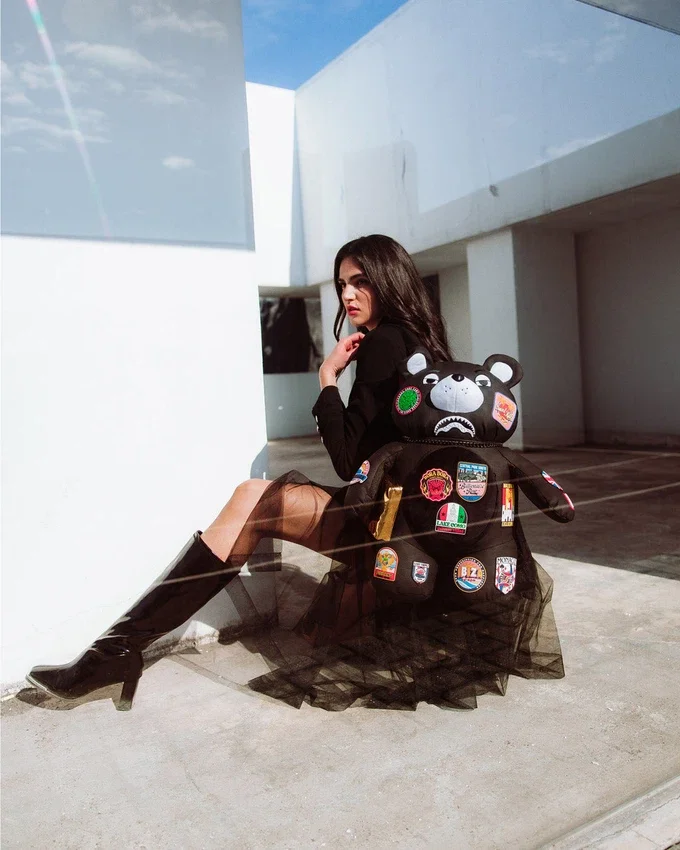 GLOBAL MOGUL BILLIONAIRE MONEYBEAR RUCKSACK