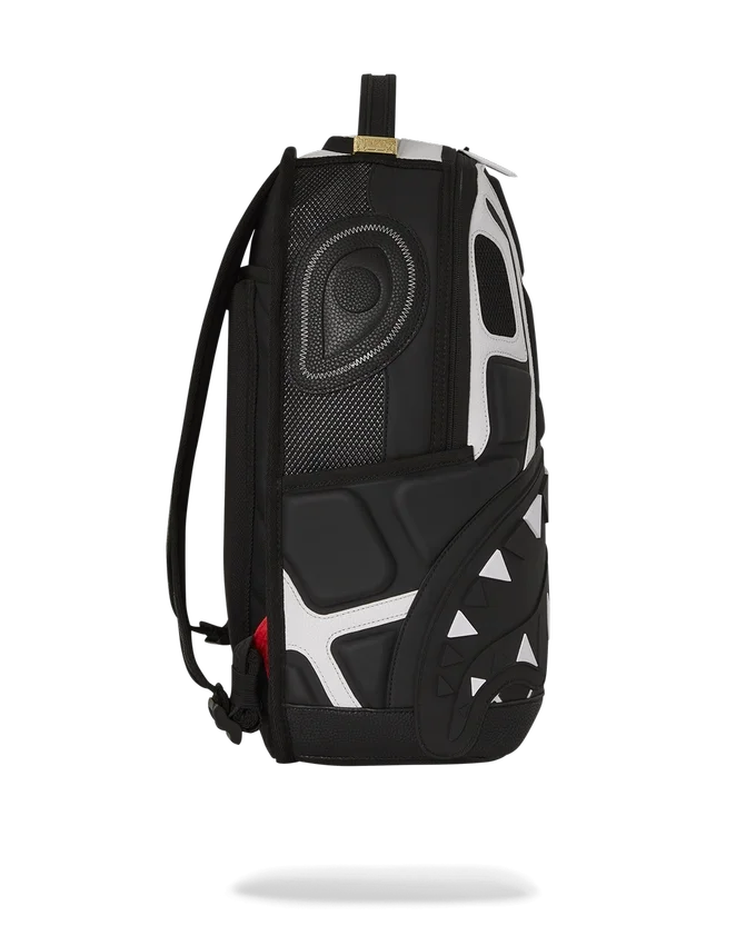 GRAVITATIONAL PULL RUCKSACK