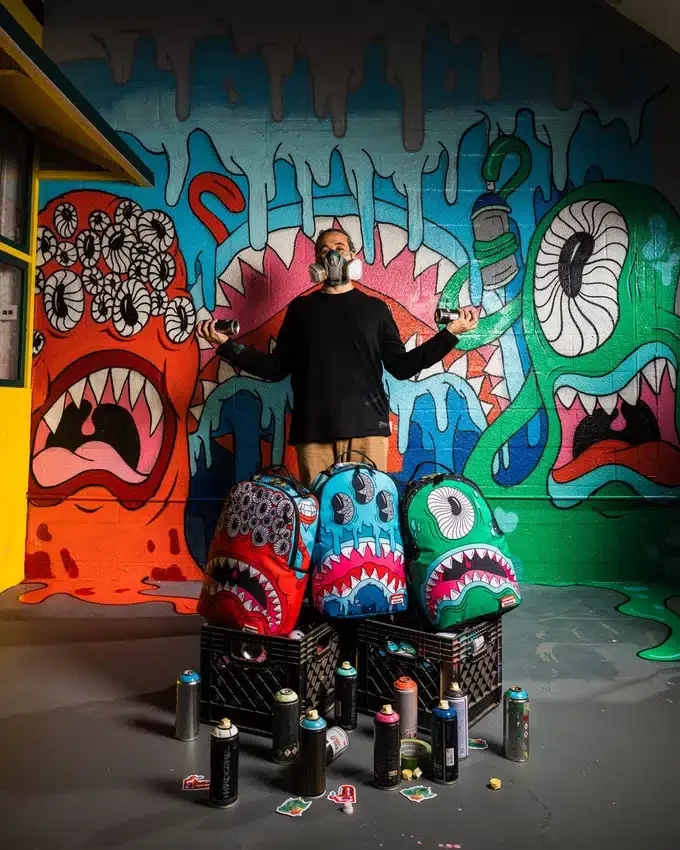 JORGE RODRIGUEZ THE ARTIST COLLAB BOB SHARK RUCKSACK