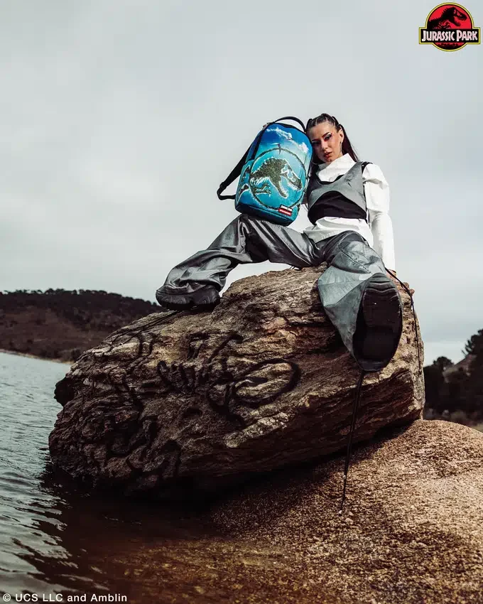 JURASSIC ISLAND RUCKSACK (DLXV)