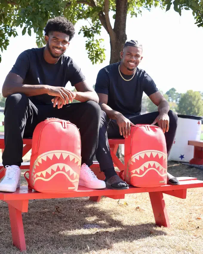 KING OF KINGS SHEDEUR & SHILO SANDERS Shark-Rucksäcke