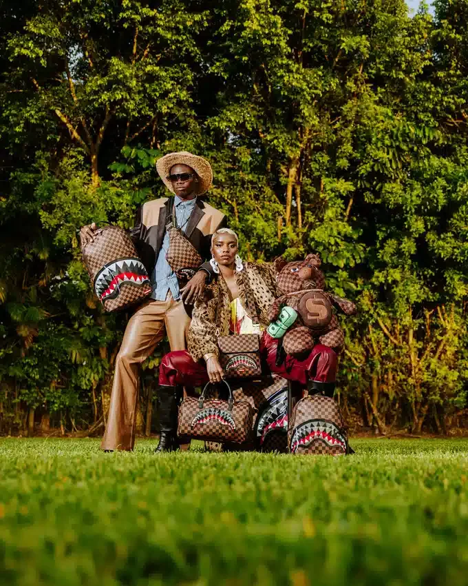 MESSENGER-Sling-Tasche mit lentikulärem Effekt