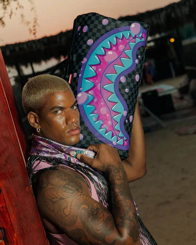 LILA SLIME SHARK Seesack