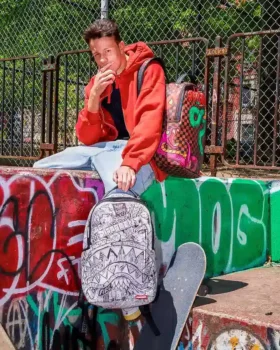 MAD DOODLES Rucksäcke (DLXV)
