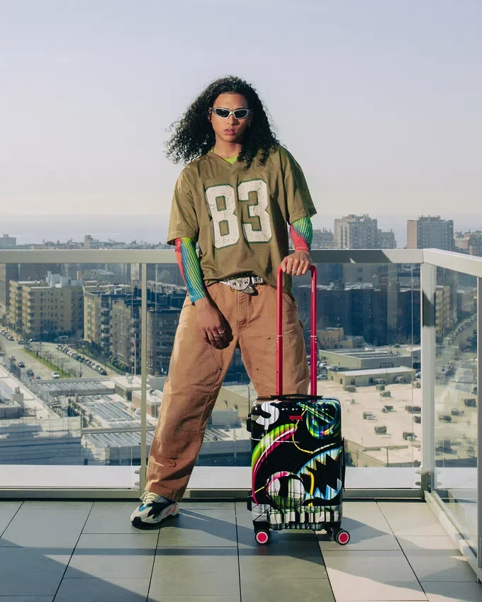 MIND TRIP SHARK DOSE SHARKNAUTICS HARDSHELL-REISEGEPÄCK