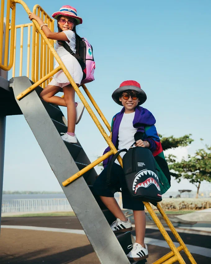 MINI DLX RUCKSACK – SHARKS CENTRAL BUBBLE SHARK