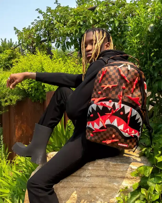 RUCKSACK MIT ECHTEN 3D-NINJA-STERNE-MOTIV (DLXV)