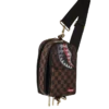RUCKSACK MIT LENTIKULÄREM EFFEKT IN DER SLING-TASCHE