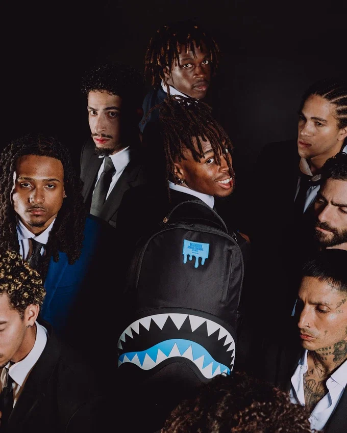 SHARK CENTRAL PASSPORT (BLAU) RUCKSACK