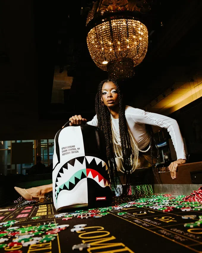 SHARK CENTRAL REFLEX DLXSV-RUCKSACK