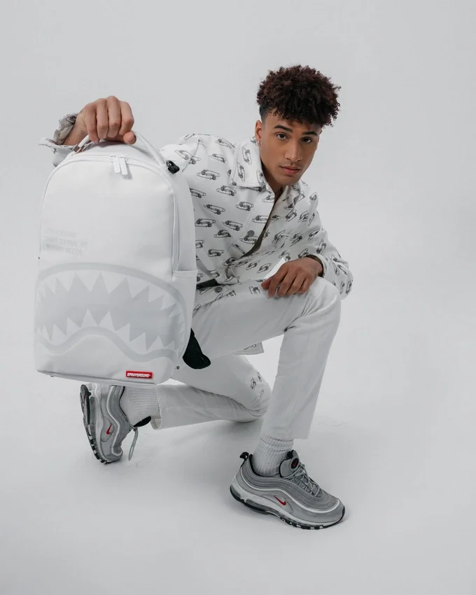 SHARK CENTRAL RUCKSACK WHT/WHT (DLXV)