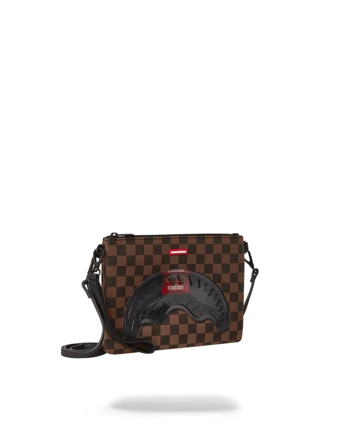 SHARKS IN PARIS – BEREIT ZUM ABHEBEN: CROSSOVER-CLUTCH MIT RIEMEN
