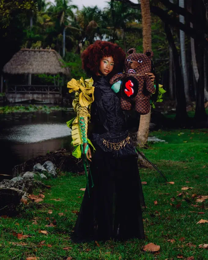 SHARKS IN PARIS GRIN & GRIND MONEYBEAR RUCKSACK