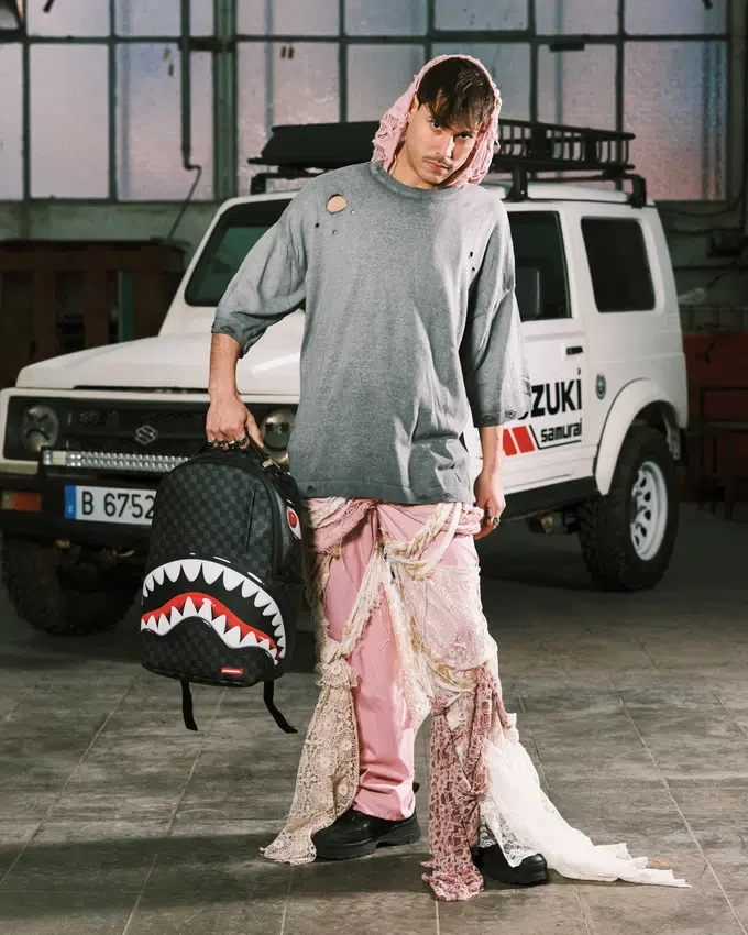 SHARKS IN PARIS HYPER PUFF RUCKSACK