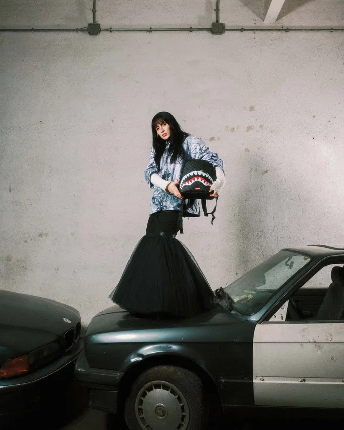 SHARKS IN PARIS HYPER PUFF SAVAGE RUCKSACK