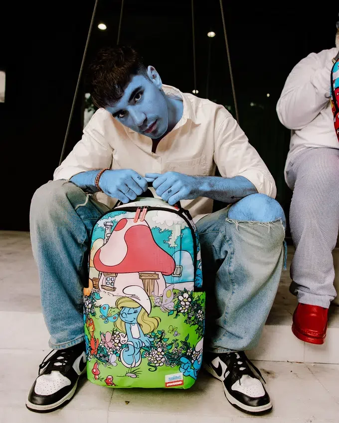 SMURFS IN THE GARDEN RUCKSACK