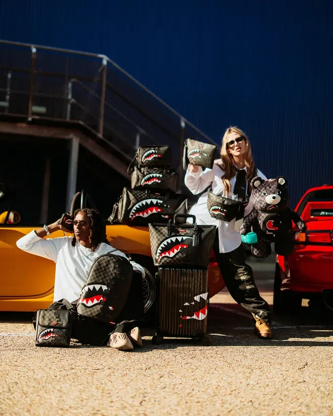 SPEED SHARK SIDE SWIPE Kulturbeutel