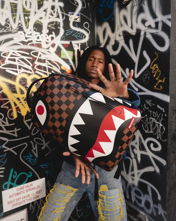 THE HANGOVER SHARK RUCKSACK