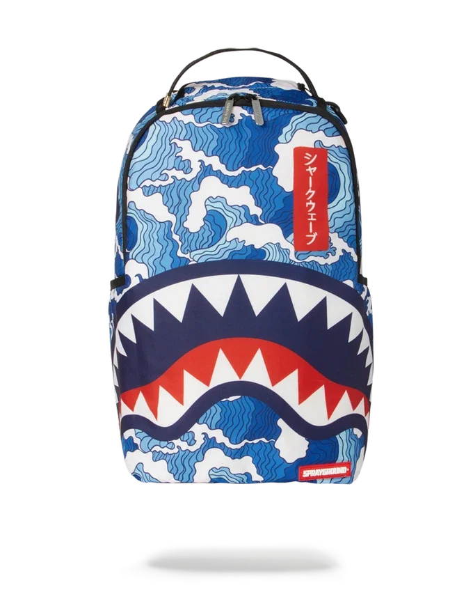 THE SHARK WAVE (hergestellt aus 100 % recycelten Plastikflaschen aus dem Meer)