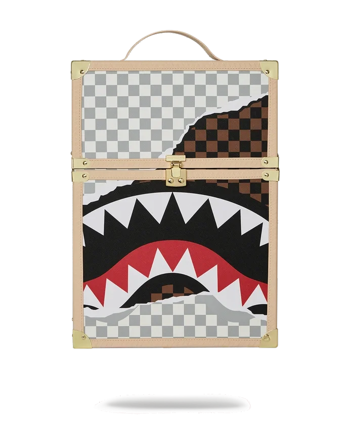 UNSTOPPABLE ENDEAVORS II CHATURANGA Shark 1900 Rucksäcke