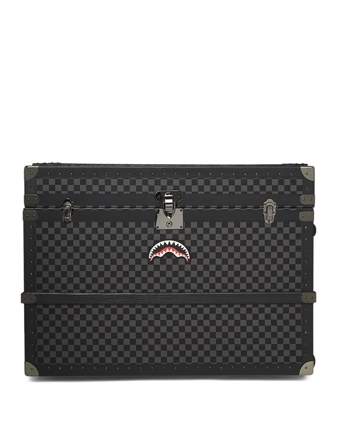 VANQUISH II WARDROBE TRUNK