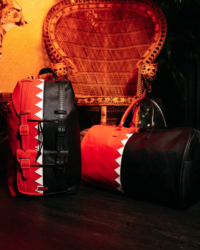VERTICAL SHARK CUT & SEW HILLS RUCKSACK