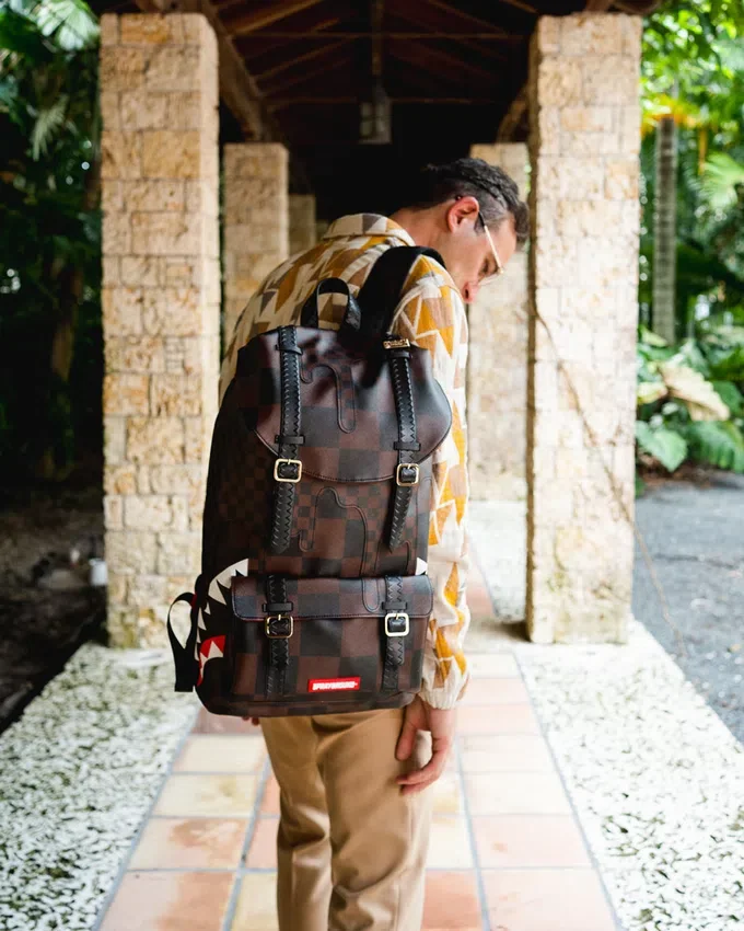 XTC SHARKS IN PARIS HILLS RUCKSACK